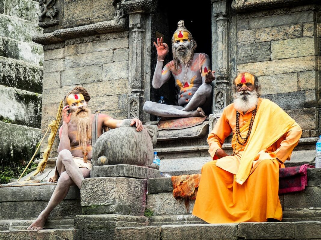 3 Sadhus 